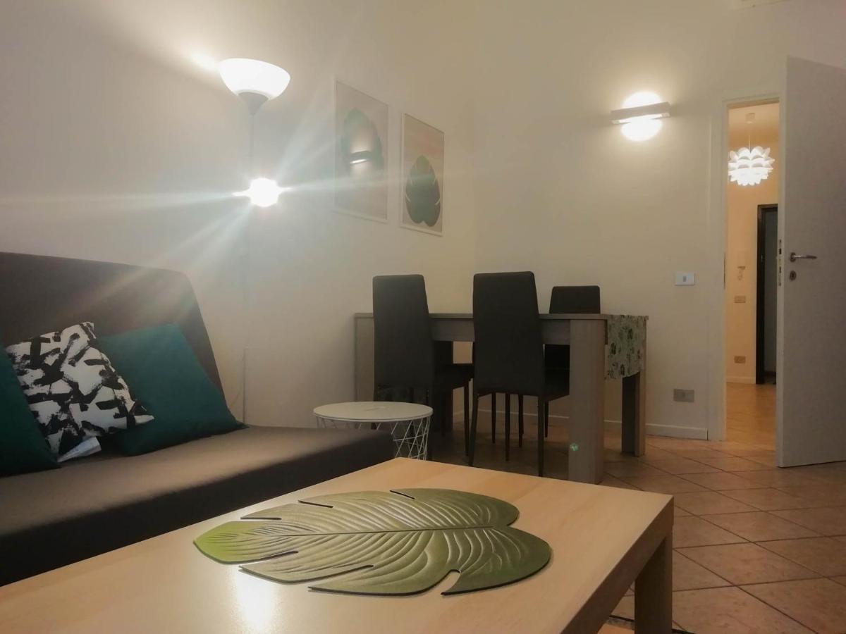 Mistrangelohome 3 - Appartamento In Pieno Centro Σαβόνα Εξωτερικό φωτογραφία