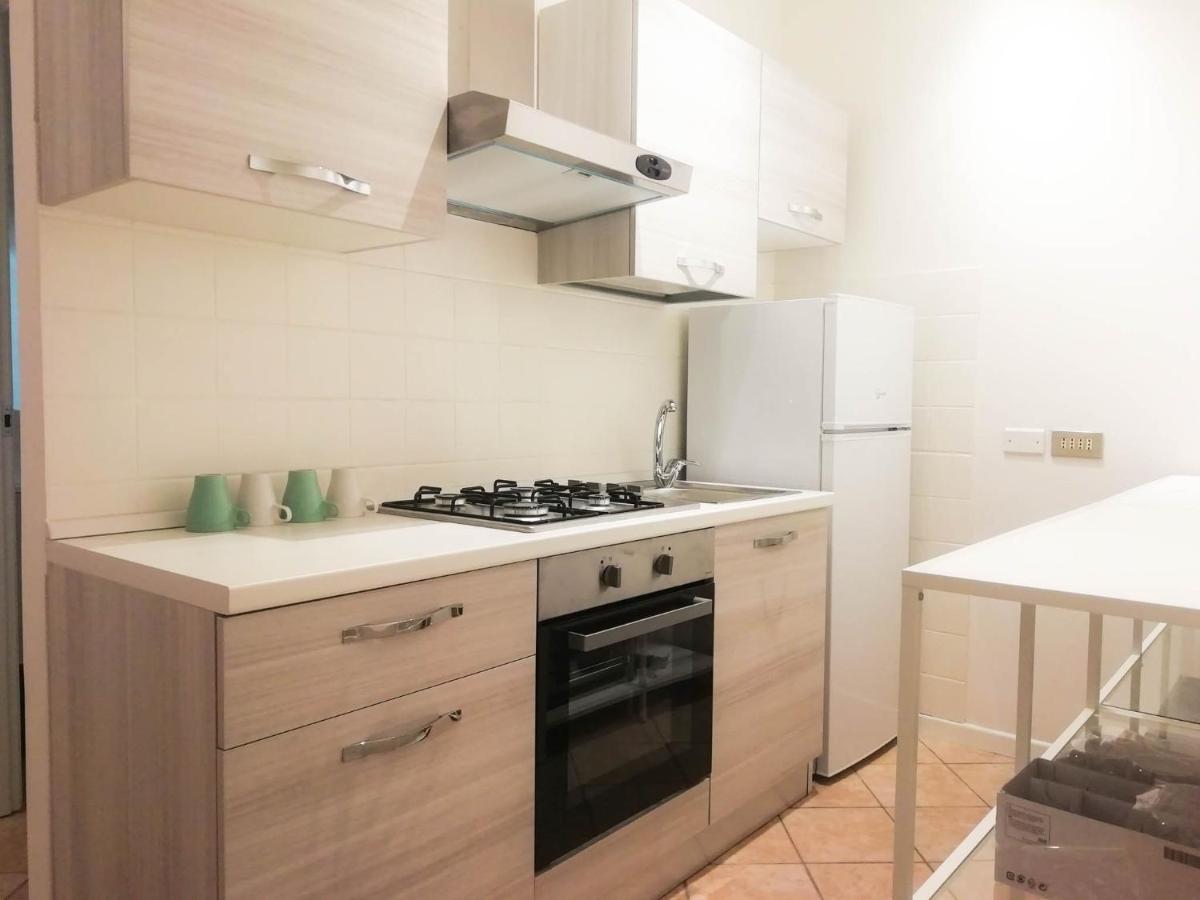 Mistrangelohome 3 - Appartamento In Pieno Centro Σαβόνα Εξωτερικό φωτογραφία