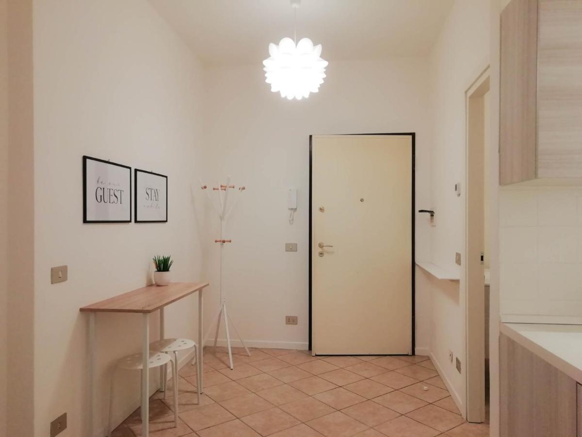 Mistrangelohome 3 - Appartamento In Pieno Centro Σαβόνα Εξωτερικό φωτογραφία